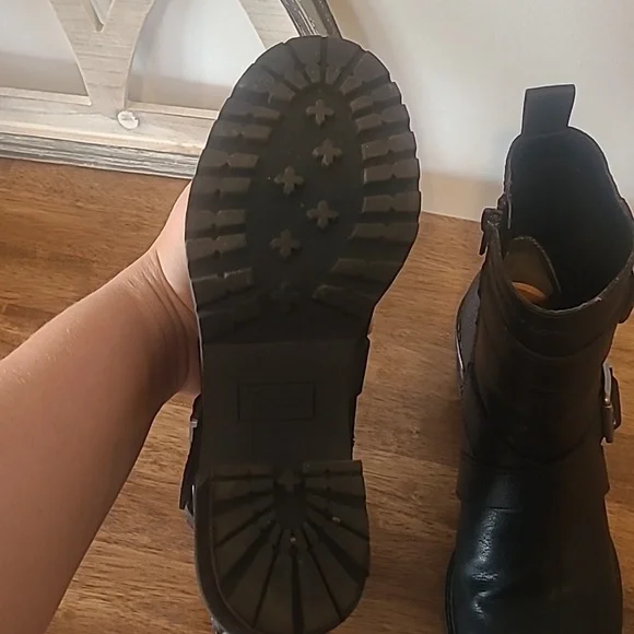 Zodiac black Gavin heeled boots - Picture 9 of 12